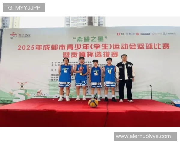 成都篮球队的拼搏之路精英赛背后的奋斗与荣耀 成都篮球队的拼搏之路精英赛背后的奋斗与荣耀